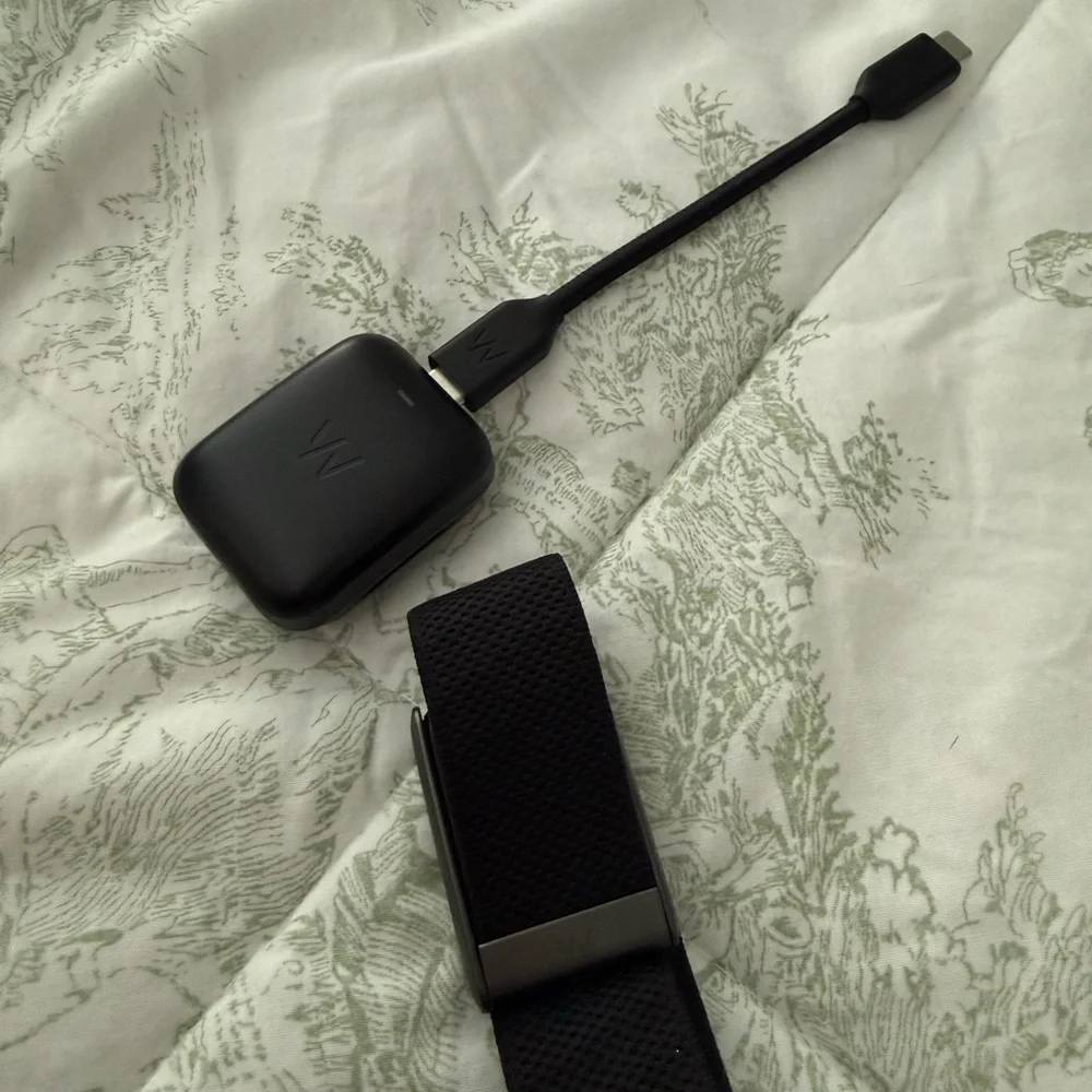 Black Wearable Device